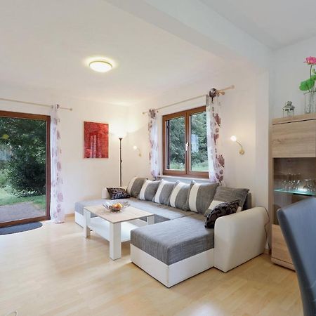 Seepark Kirchheim Ferienhaus bei Vera mit Sauna Exterior foto