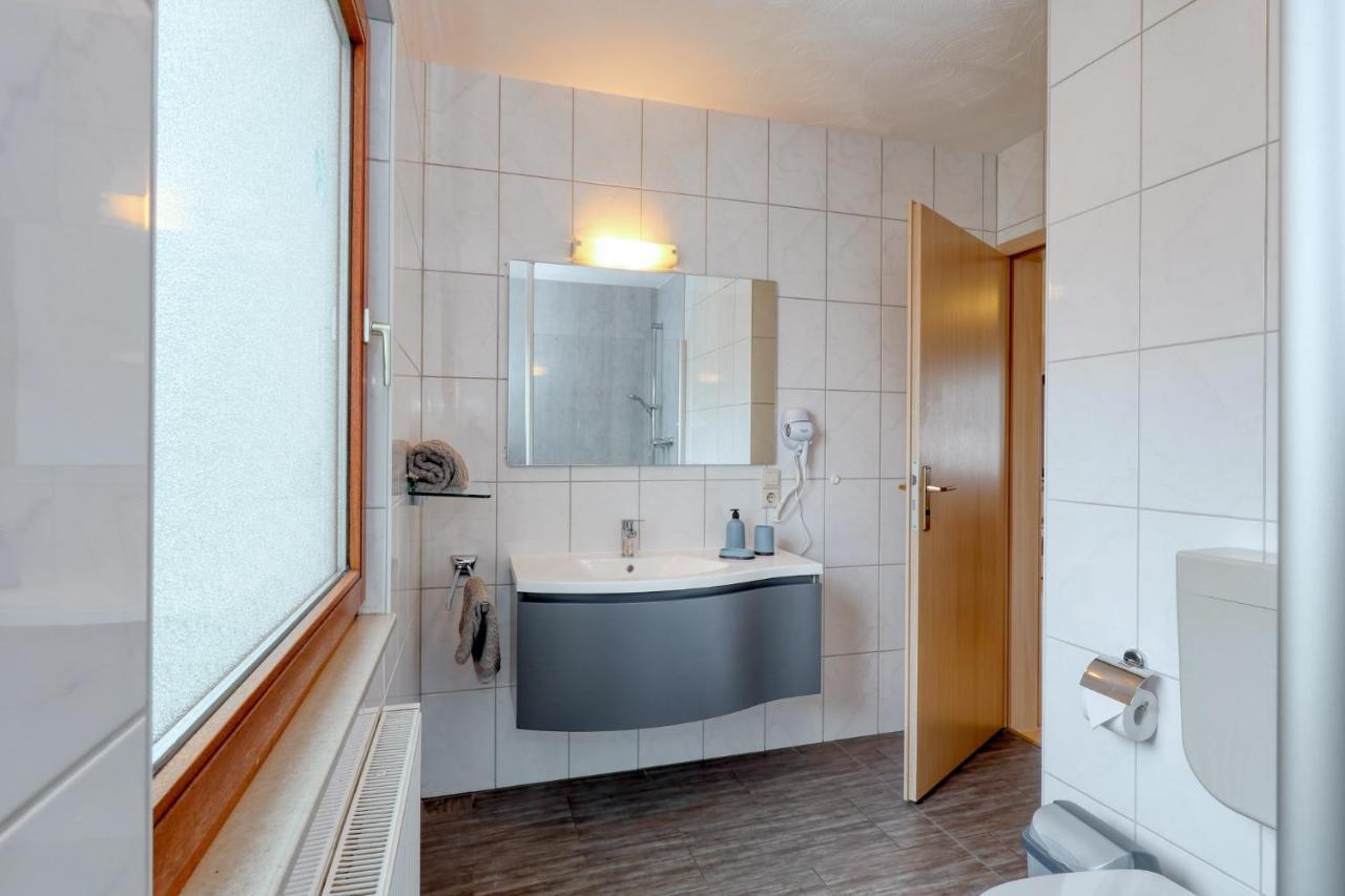 Seepark Kirchheim Ferienhaus bei Vera mit Sauna Exterior foto